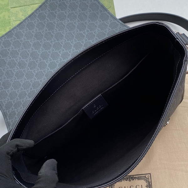 グッチバッグ着用イメージ